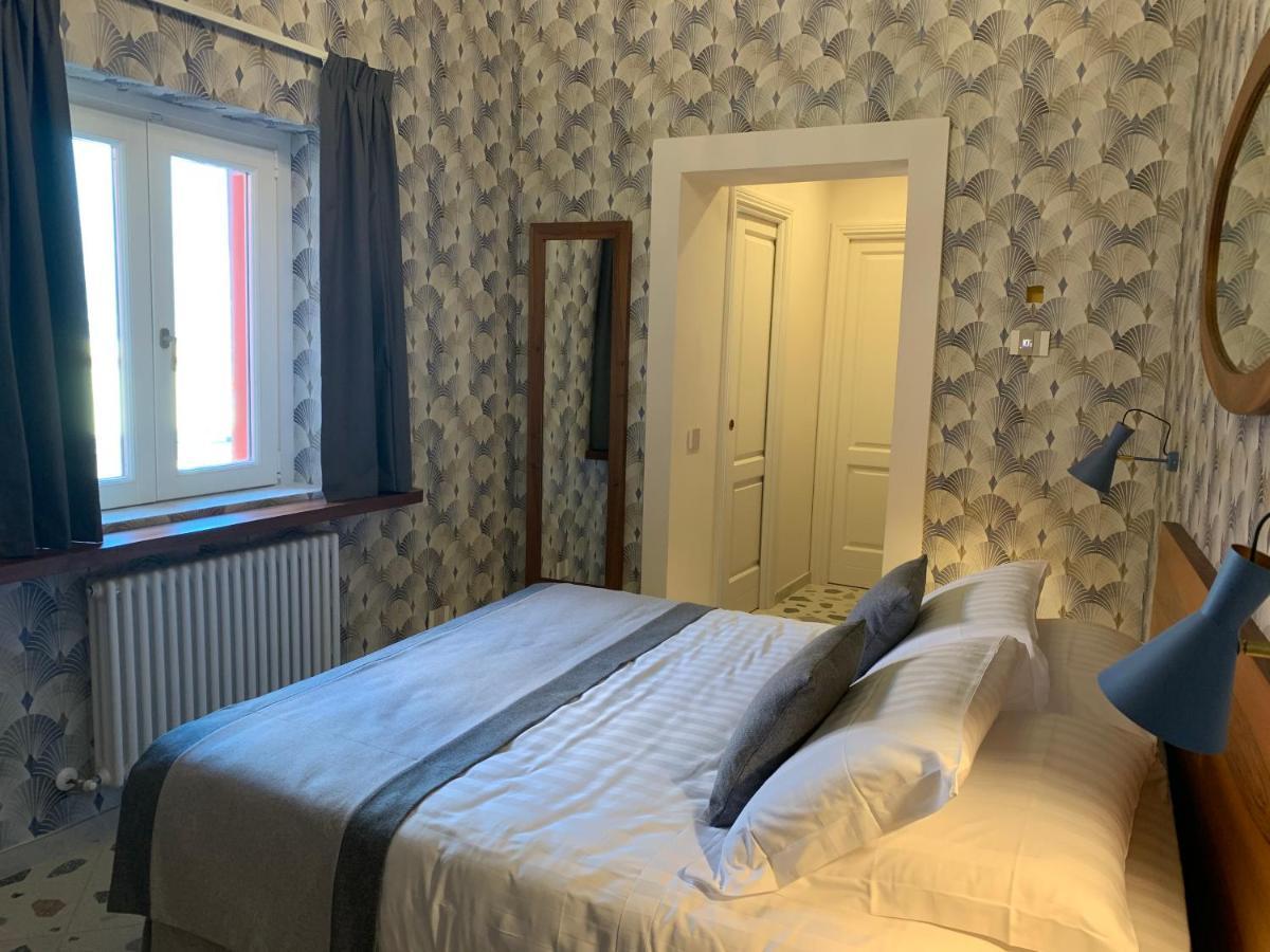 Dimora Del Leone Gaeta Bed & Breakfast Eksteriør bilde